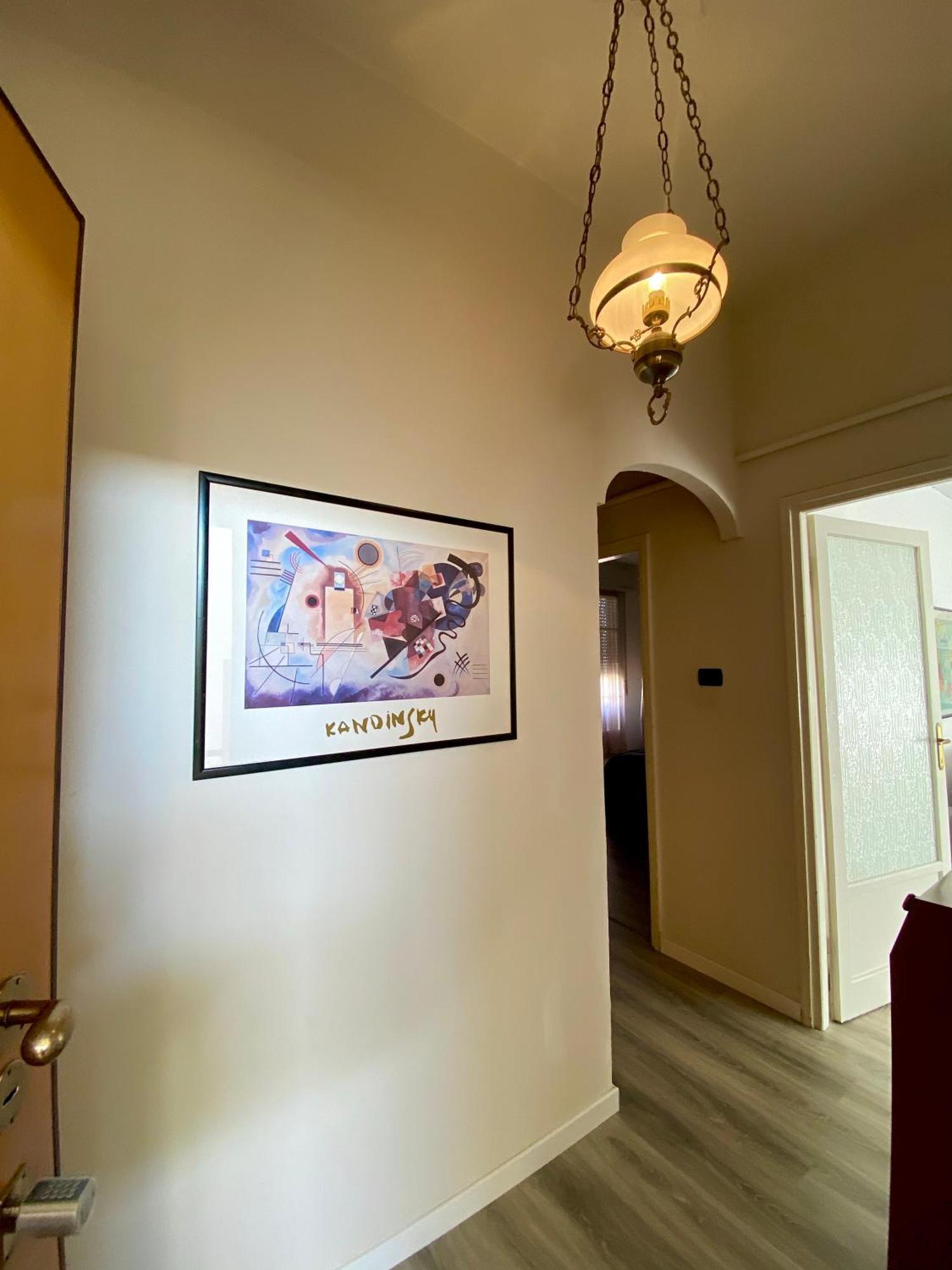 Casa Sara Como Lake Parcheggio Interno Privato Cernobbio Exterior photo